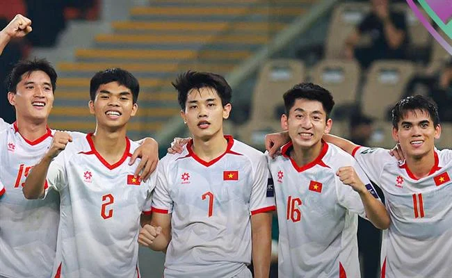 Liên hệ hỗ trợ khách hàng nw88 link vào